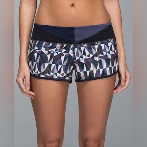 Lululemon Run: Speed Short *4-way Stretch
Stained Glass Love Neutral Blush Black